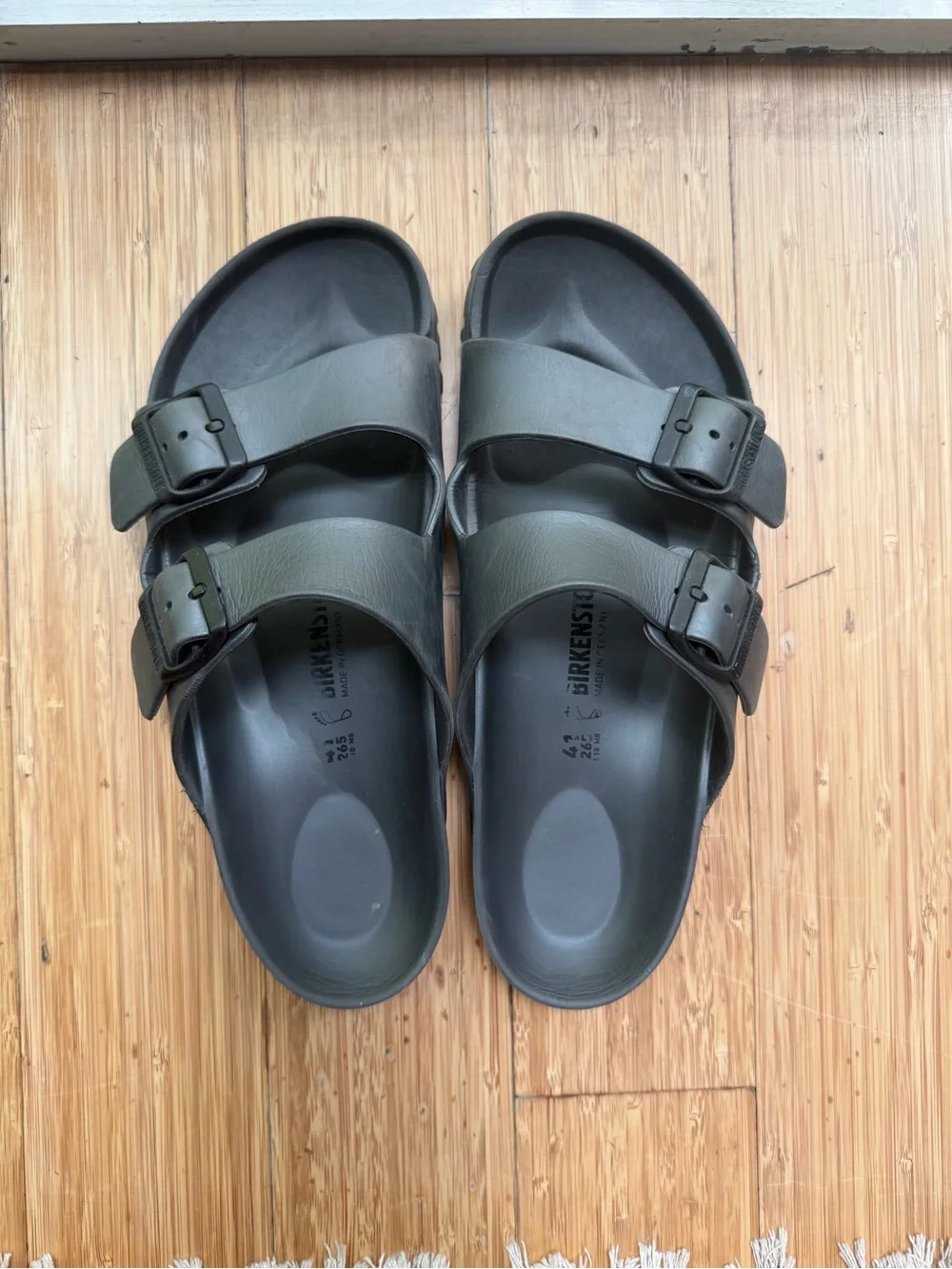 Birkenstock Arizona Two-Strap Sandals — Metallic Anthracite size 41